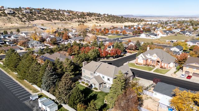 672 S ST JAMES PL, Cedar City, UT 84720