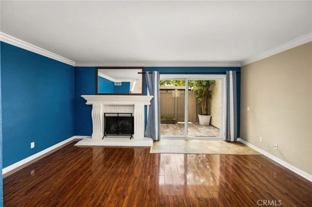 5825 E Creekside Avenue 9, Orange, CA 92869