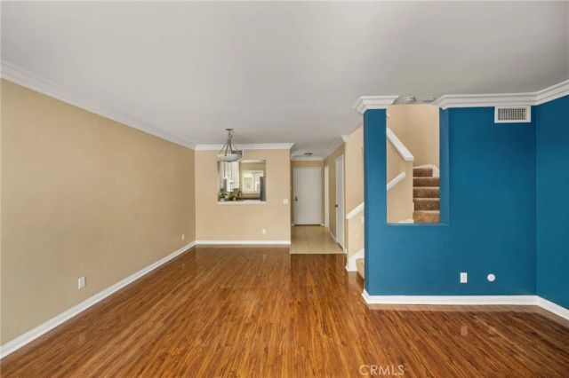 5825 E Creekside Avenue 9, Orange, CA 92869