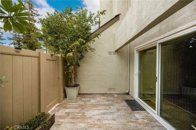 5825 E Creekside Avenue 9, Orange, CA 92869