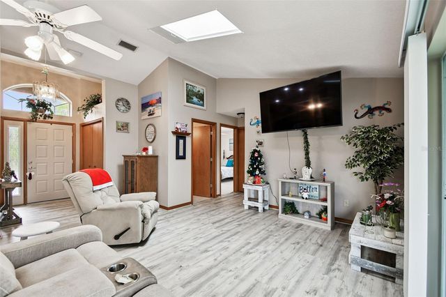 250 SUNRISE BOULEVARD, Debary, FL 32713