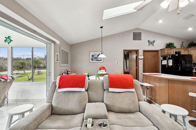 250 SUNRISE BOULEVARD, Debary, FL 32713