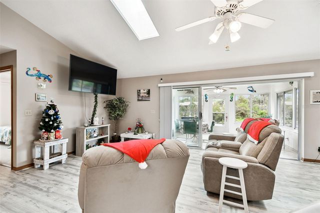 250 SUNRISE BOULEVARD, Debary, FL 32713