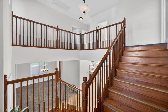 2439 Lincoln Air Park Dr, Lincoln, CA 95648