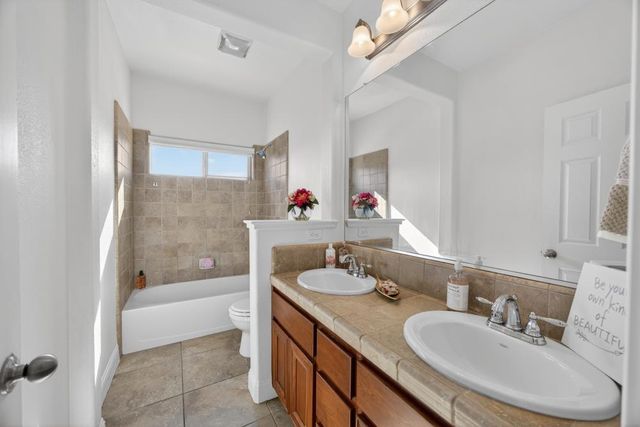 2439 Lincoln Air Park Dr, Lincoln, CA 95648