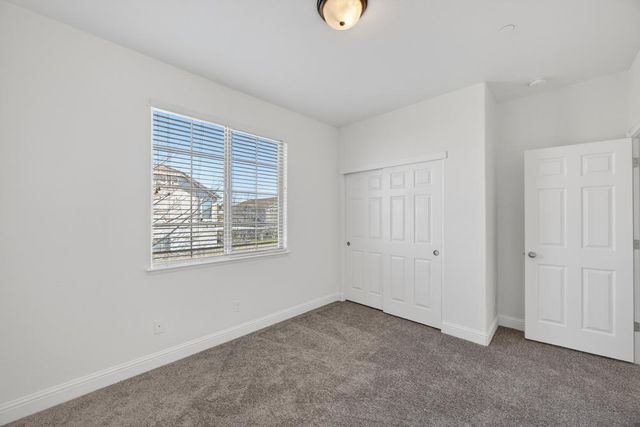 2439 Lincoln Air Park Dr, Lincoln, CA 95648