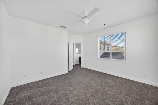 2439 Lincoln Air Park Dr, Lincoln, CA 95648