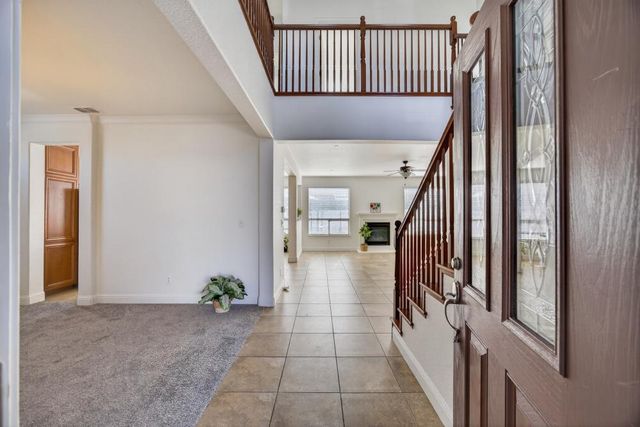 2439 Lincoln Air Park Dr, Lincoln, CA 95648