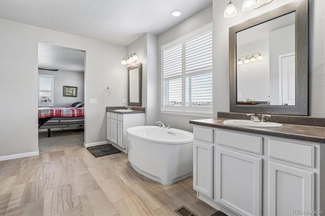 18655 W 93rd Avenue, Arvada, CO 80007