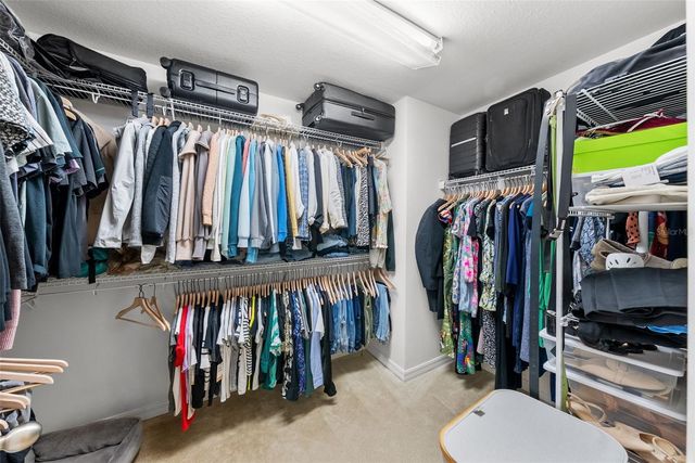 3401 W OAKELLAR AVENUE, Tampa, FL 33611