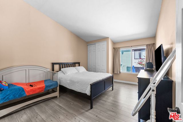 14200 Foothill Boulevard 30, Sylmar, CA 91342