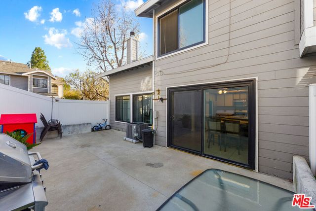 14200 Foothill Boulevard 30, Sylmar, CA 91342