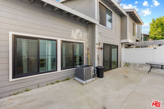 14200 Foothill Boulevard 30, Sylmar, CA 91342