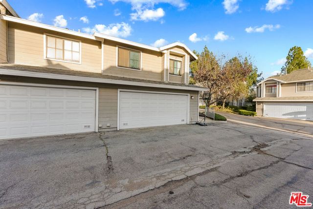 14200 Foothill Boulevard 30, Sylmar, CA 91342