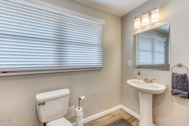 7067 Reedy Creek Road, Bristol, VA 24202