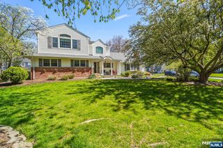 11 Eton Court, Ramsey, NJ 07446