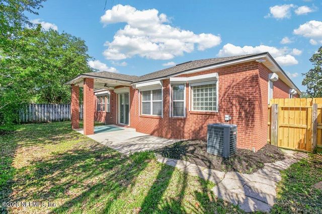 1218 BRIGHTON RIDGE Court, Jacksonville, FL 32218