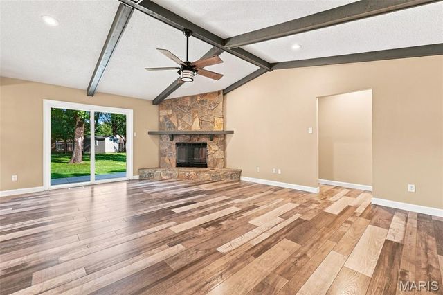18 Spencers Crossing, St Peters, MO 63376