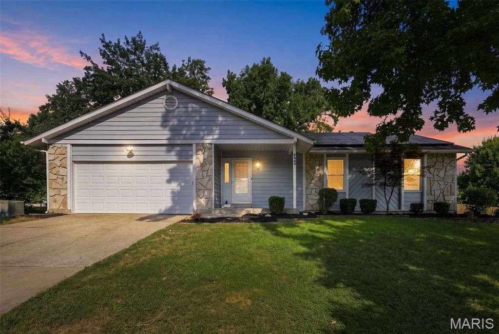 18 Spencers Crossing, St Peters, MO 63376