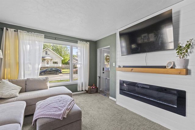 316 DOTY STREET, Kaukauna, WI 54130