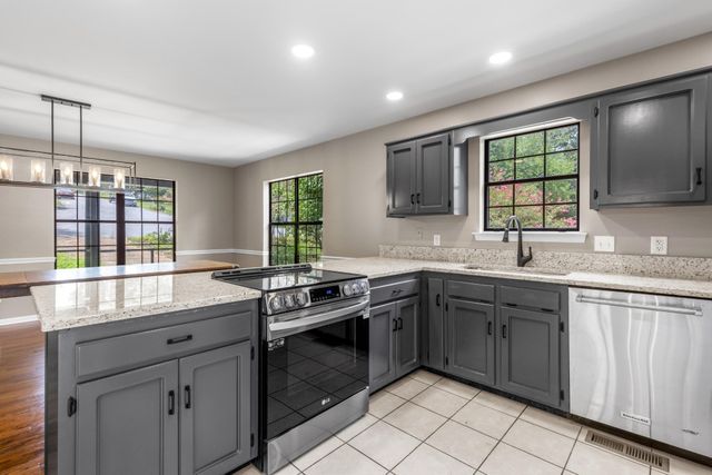 9124 Quail Run Drive, Chattanooga, TN 37421