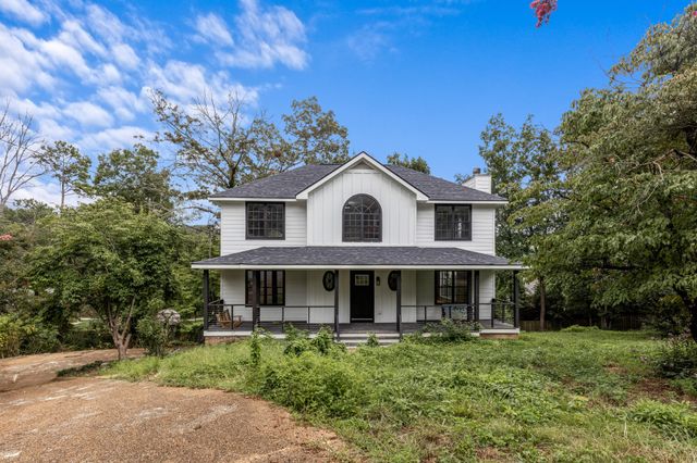 9124 Quail Run Drive, Chattanooga, TN 37421