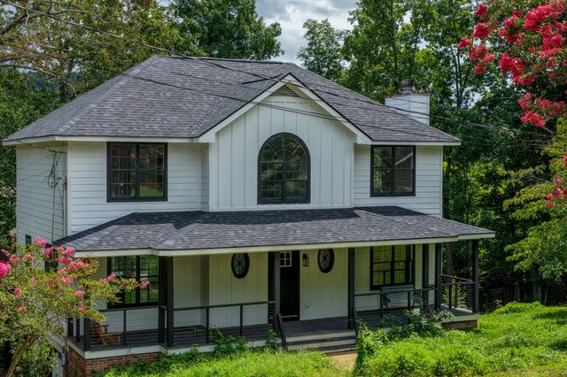 9124 Quail Run Drive, Chattanooga, TN 37421