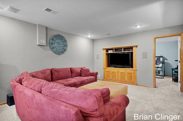 13452 152nd Avenue, Grand Haven, MI 49417
