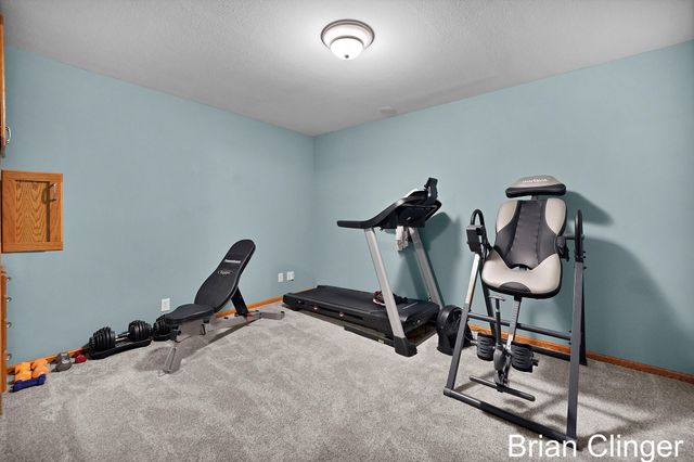 13452 152nd Avenue, Grand Haven, MI 49417
