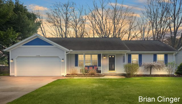 13452 152nd Avenue, Grand Haven, MI 49417