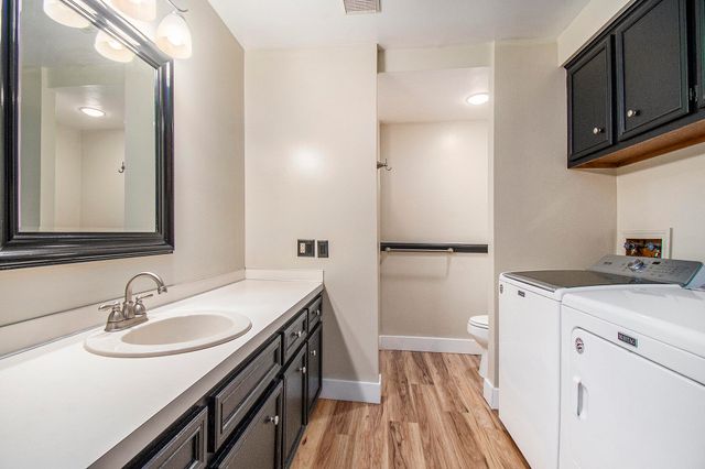 2170 Eagle Boulevard, Holland, MI 49424