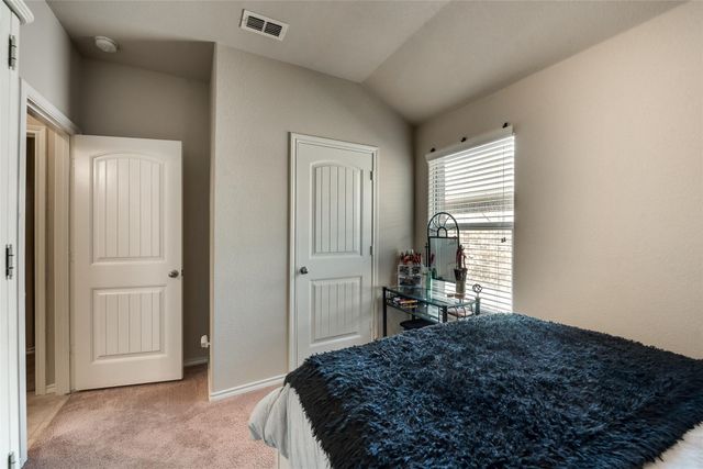 649 Clearbrook Street, Azle, TX 76020