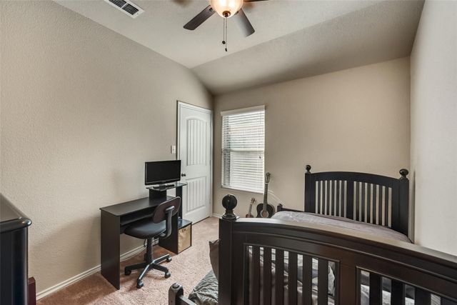 649 Clearbrook Street, Azle, TX 76020