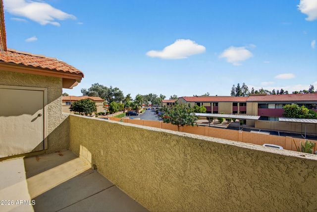 805 S SYCAMORE Avenue 216, Mesa, AZ 85202