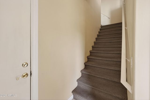 805 S SYCAMORE Avenue 216, Mesa, AZ 85202