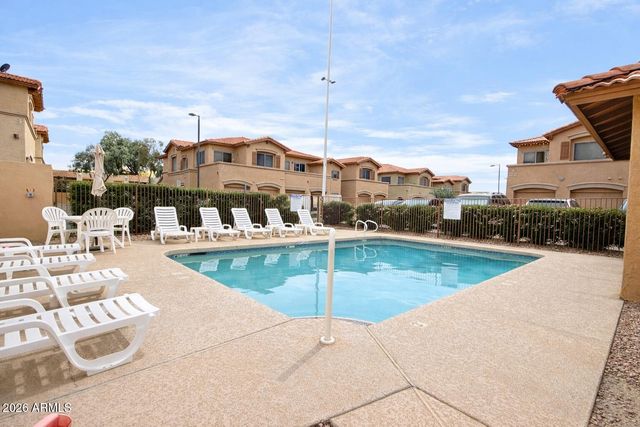 805 S SYCAMORE Avenue 216, Mesa, AZ 85202