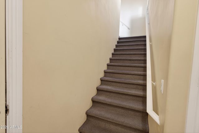 805 S SYCAMORE Avenue 216, Mesa, AZ 85202