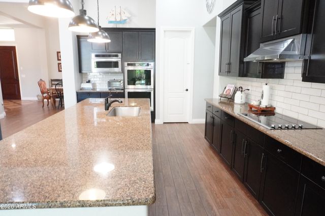 2910 E WILDHORSE Drive, Gilbert, AZ 85297