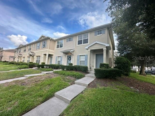 15723 FISHHAWK FALLS DRIVE, Lithia, FL 33547
