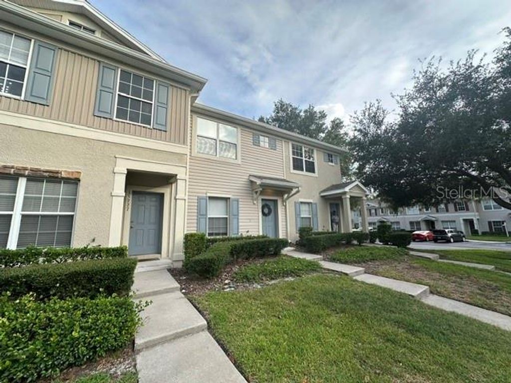 15723 FISHHAWK FALLS DRIVE, Lithia, FL 33547
