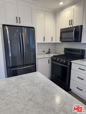 446 N California Street, Burbank, CA 91505