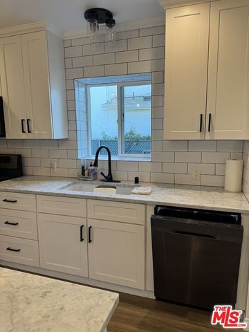 446 N California Street, Burbank, CA 91505