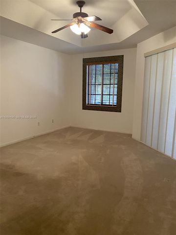 1659 Passion Vine Cir 18-4, Weston, FL 33326