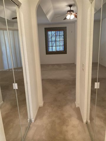 1659 Passion Vine Cir 18-4, Weston, FL 33326