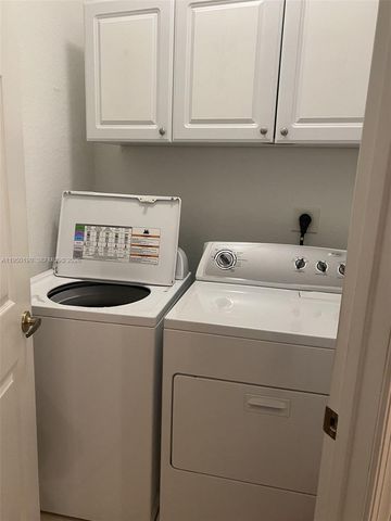 1659 Passion Vine Cir 18-4, Weston, FL 33326