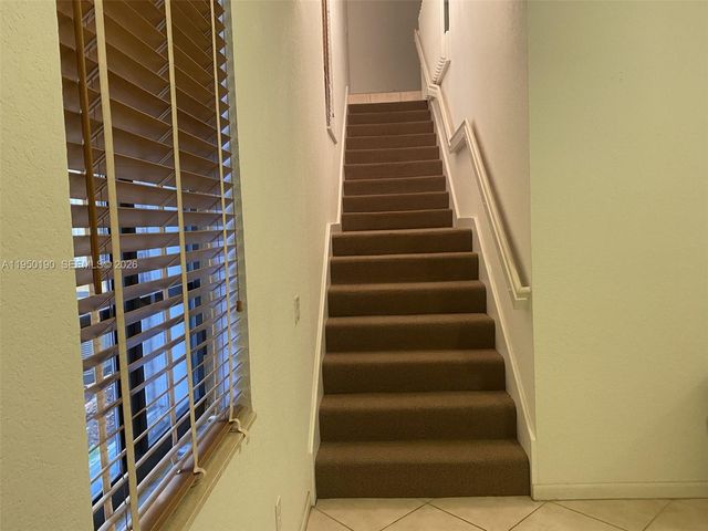 1659 Passion Vine Cir 18-4, Weston, FL 33326