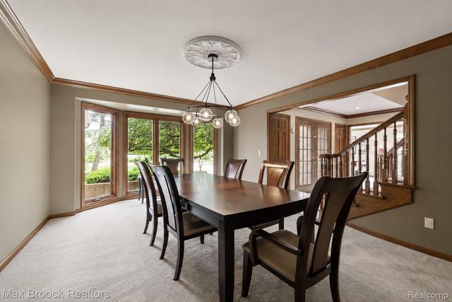 3015 Woodcreek Way, Bloomfield Charter Township, MI 48304