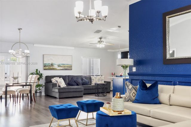 11397 SW 185th Ter, Miami, FL 33157