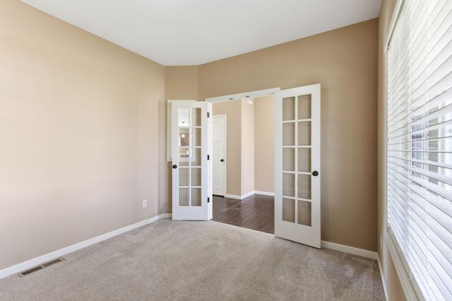 16471 Hawk Ridge Court NW, Prior Lake, MN 55372