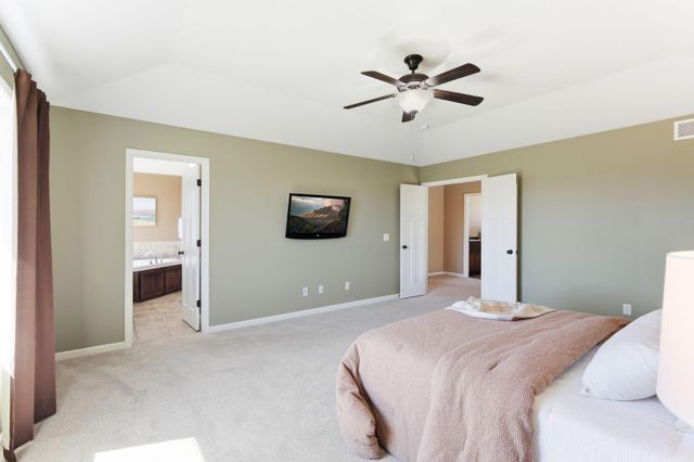 16471 Hawk Ridge Court NW, Prior Lake, MN 55372